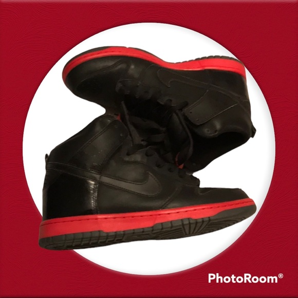 ❌SOLD❌2009 Nike High Dunk High size 9 Black/Hot Red - Picture 5 of 9